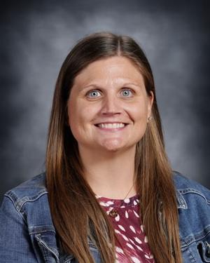 Image of Erin Elsenpeter